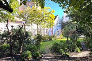 2a Preston Park Avenue